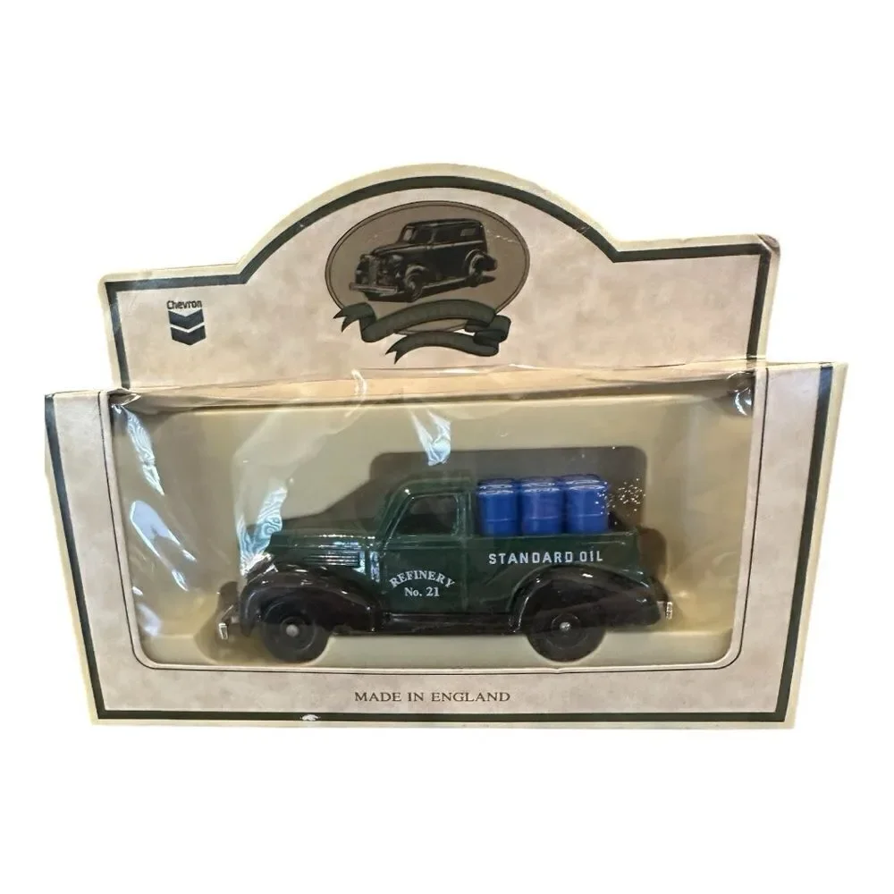 Vintage Lledo Diecast Chevron RPM Motor Oil 1939 Chevrolet Pickup Truck